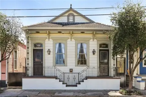 Renovated Victorian Duplex in New Orleans