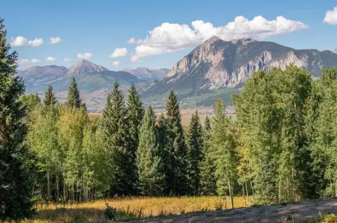 Mountain Homesite with Building Envelope