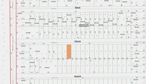 Residential Land in Interlachen, FL