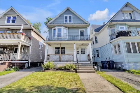 Vacant Updated 3/3 Duplex