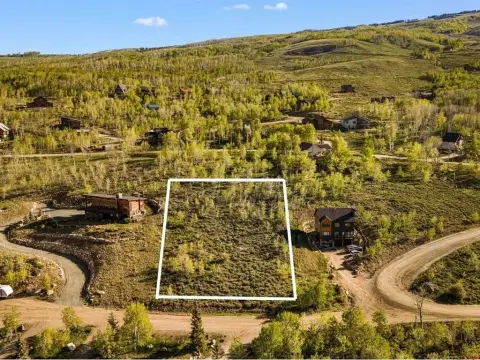 Land in Crested Butte, CO