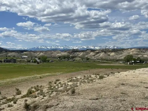Mountain-View Ranch Land Parcel