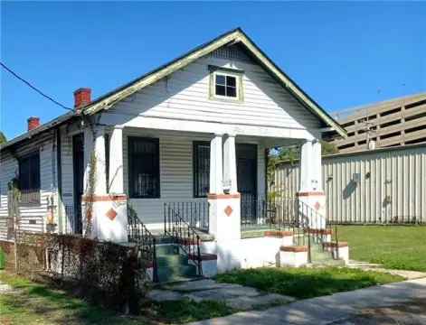 Arts & Crafts Double in Uptown