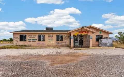 Commercial Kitchen and Food-Prep Facility
