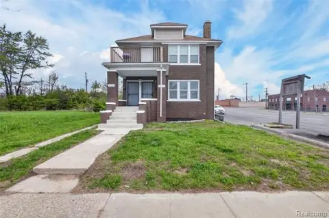 Renovated Multi-Family Investment Opportunity