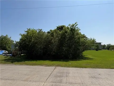 Venice, LA Vacant Land