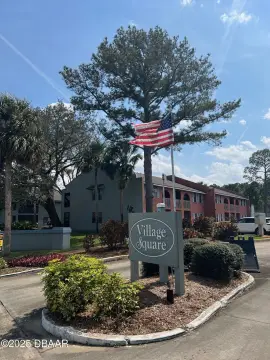 Updated Condo Near Amenities