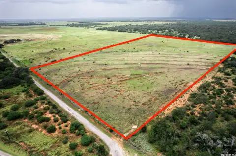 Paved-Frontage Farmland Tract