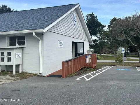 Office Units With Ramp Access