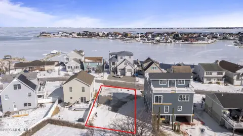 Residential Lot with Bay Views