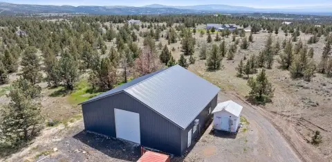 Land with Shop in Prineville