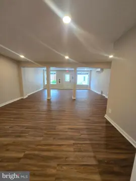 Retail or Office Space on the Square