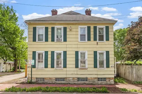 Fully Leased Duplex with Two Units