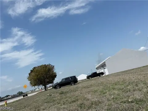 Commercial Lot in Cape Coral