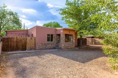 Renovated Duplex with Separate Entrances