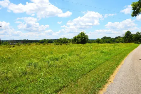 Farmland with Pasture and Building Sites
