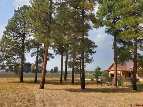 Flat Lot in Gated Mountain Subdivision