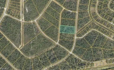 Versatile Land Parcel in North Port