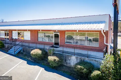 Bremen Commercial Property For Sale