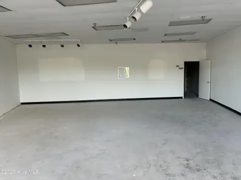 Elizabeth City Commercial Space Available