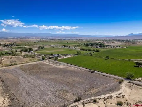 County-Zoned Agricultural Land Tract