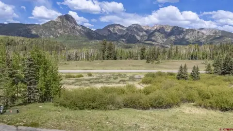 Mountain-View Residential Homesite