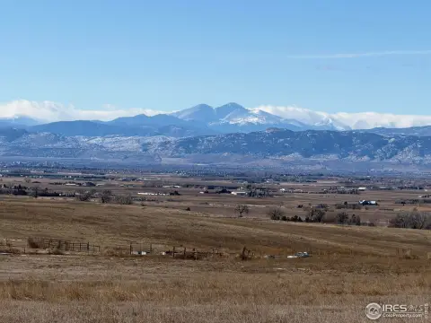 40 Acres with Mountain Views