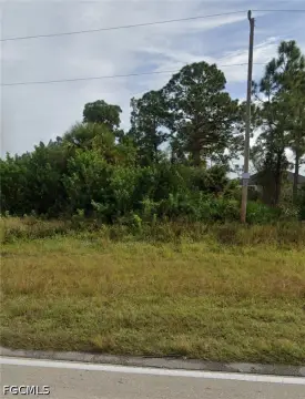 Residential Lot in Lehigh Acres