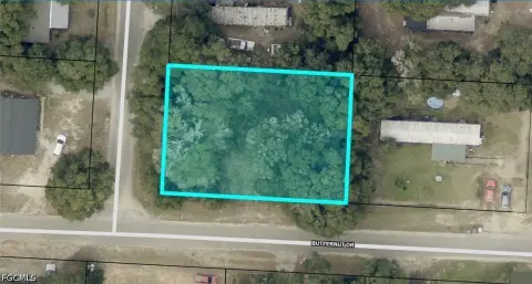 Vacant Lot in Milton, FL