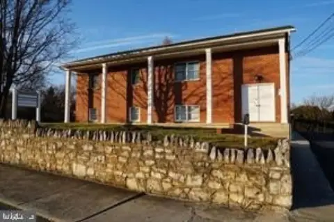 Freestanding Office Building