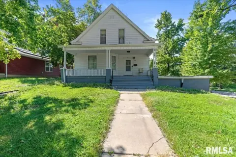 Updated Two-Unit Duplex