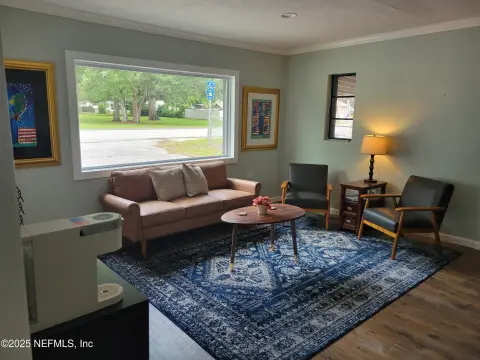 Versatile Commercial Property in Welaka, FL