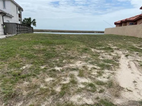 Waterfront Lot in Corpus Christi