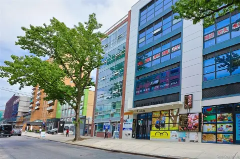 9-Unit Office Building