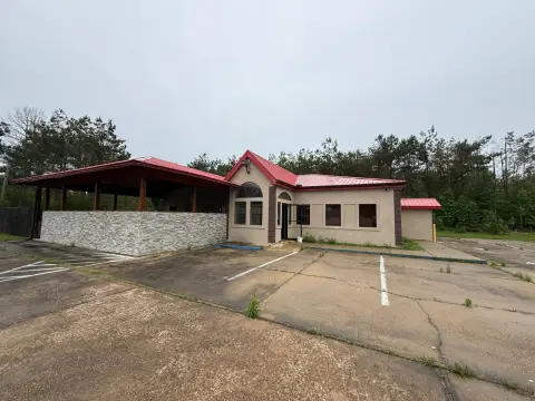 Commercial Business in Vaiden, MS
