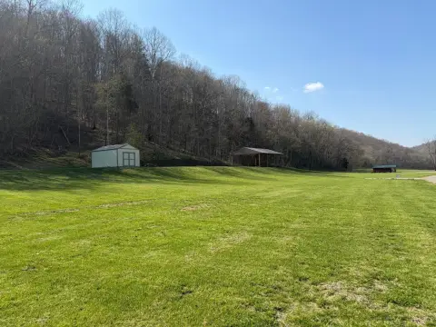 Unrestricted Acreage Near Dale Hollow Lake