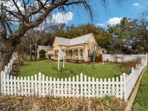 Granbury Hotel/Motel Investment Opportunity