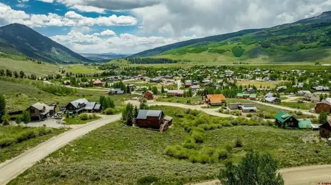 Hillside Homesite with Mountain Views