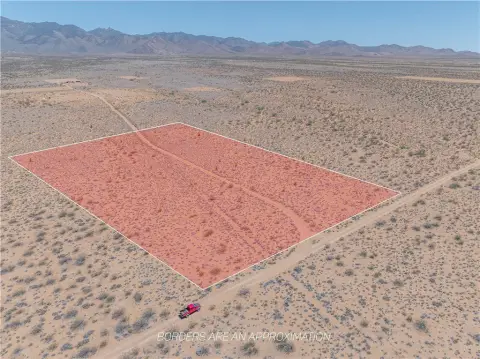 5 Acres in Dolan Springs