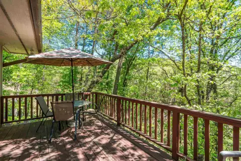 Furnished End-Unit Townhome