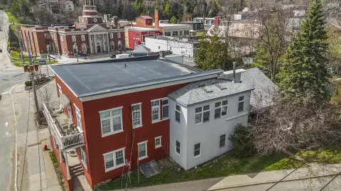 Multifamily Investment Opportunity Near Lake Flower