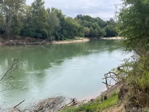 Riverfront Acreage in Biggers, Arkansas