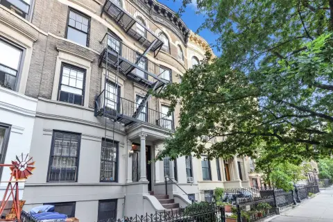 Multifamily Apartment Building