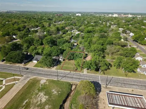 Residential Lot Near Elementary School