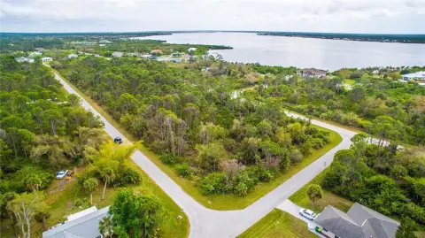 Buildable Lot Near Eisenhower Dr