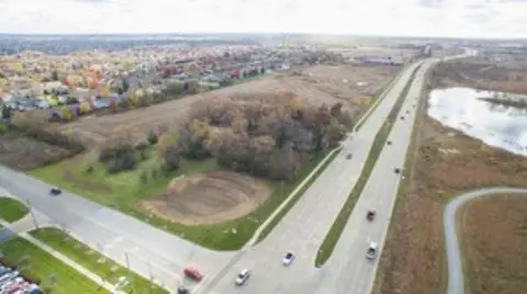 Corner Land in Tinley Park
