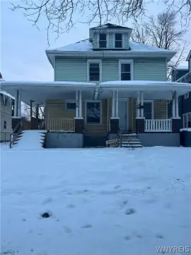 Spacious Multi-Family Duplex in Rochester