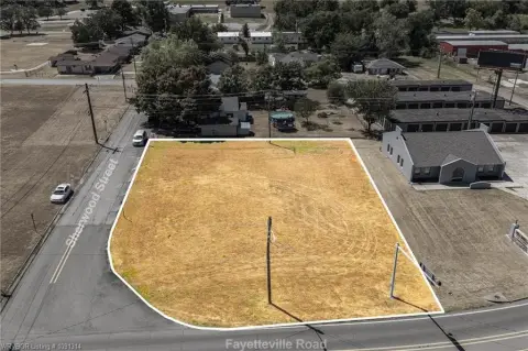 Highway-Fronted Commercial Land