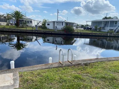 Canal-Front Lot in Harbor Cove