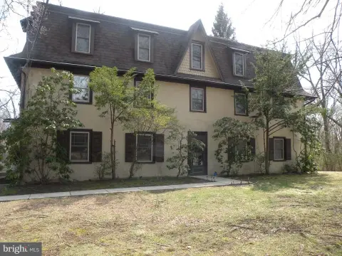 Fully Occupied Apartment Building Investment